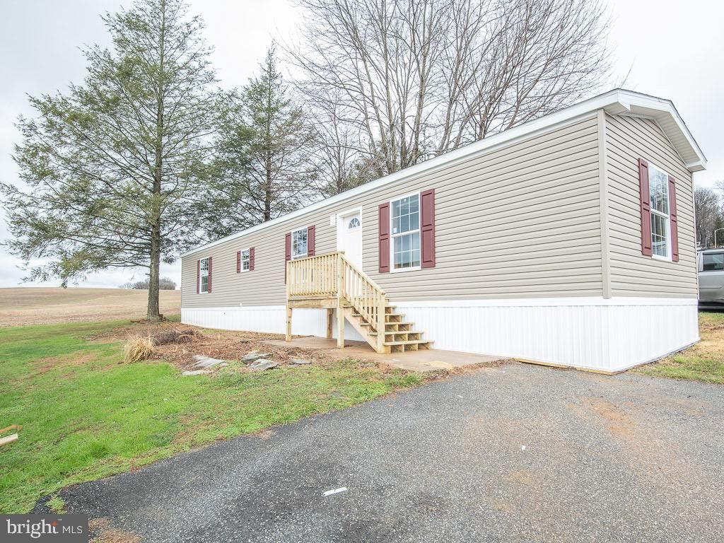 Photo of 4 ASHTON DR, NEW PROVIDENCE, PA 17560 (MLS # PALA2028688)