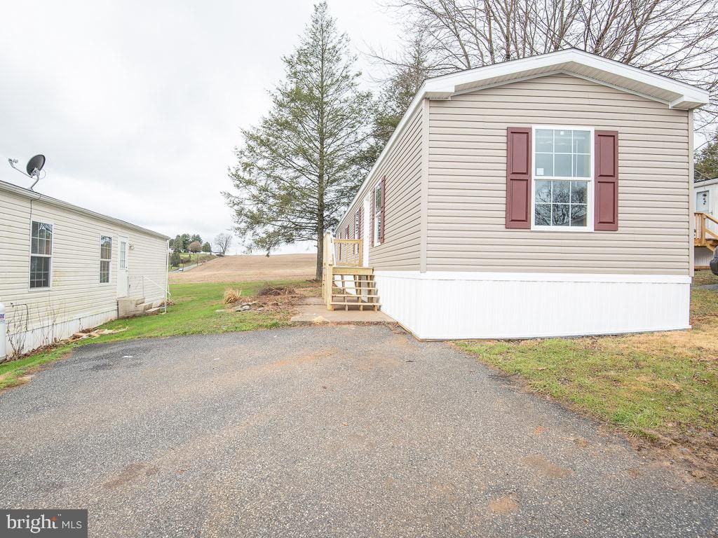 Photo of 4 ASHTON DR, NEW PROVIDENCE, PA 17560 (MLS # PALA2028688)