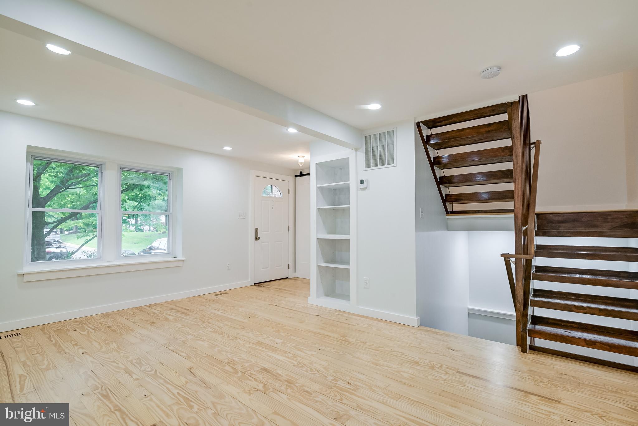 MEADOWVALE - Residential