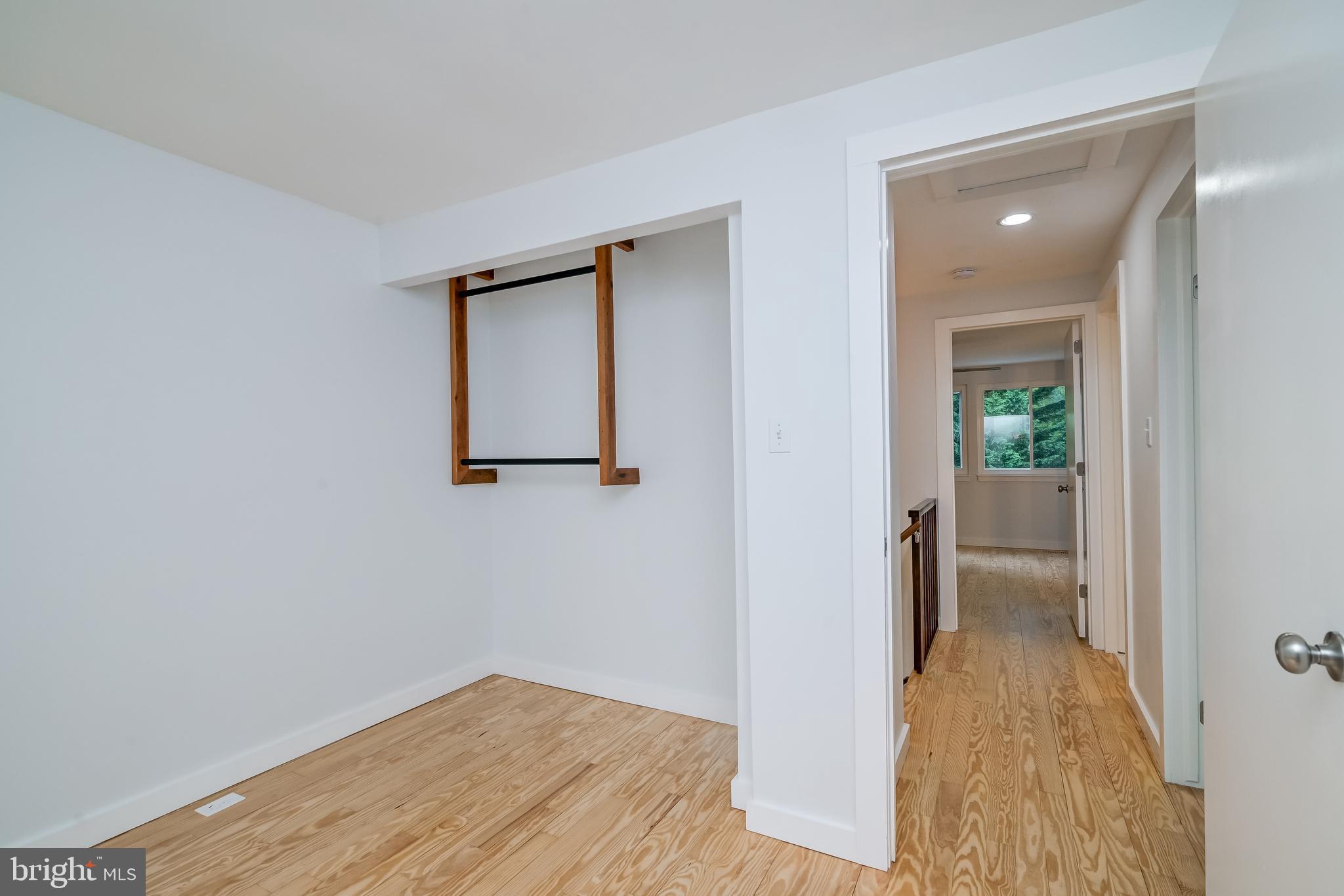 MEADOWVALE - Residential