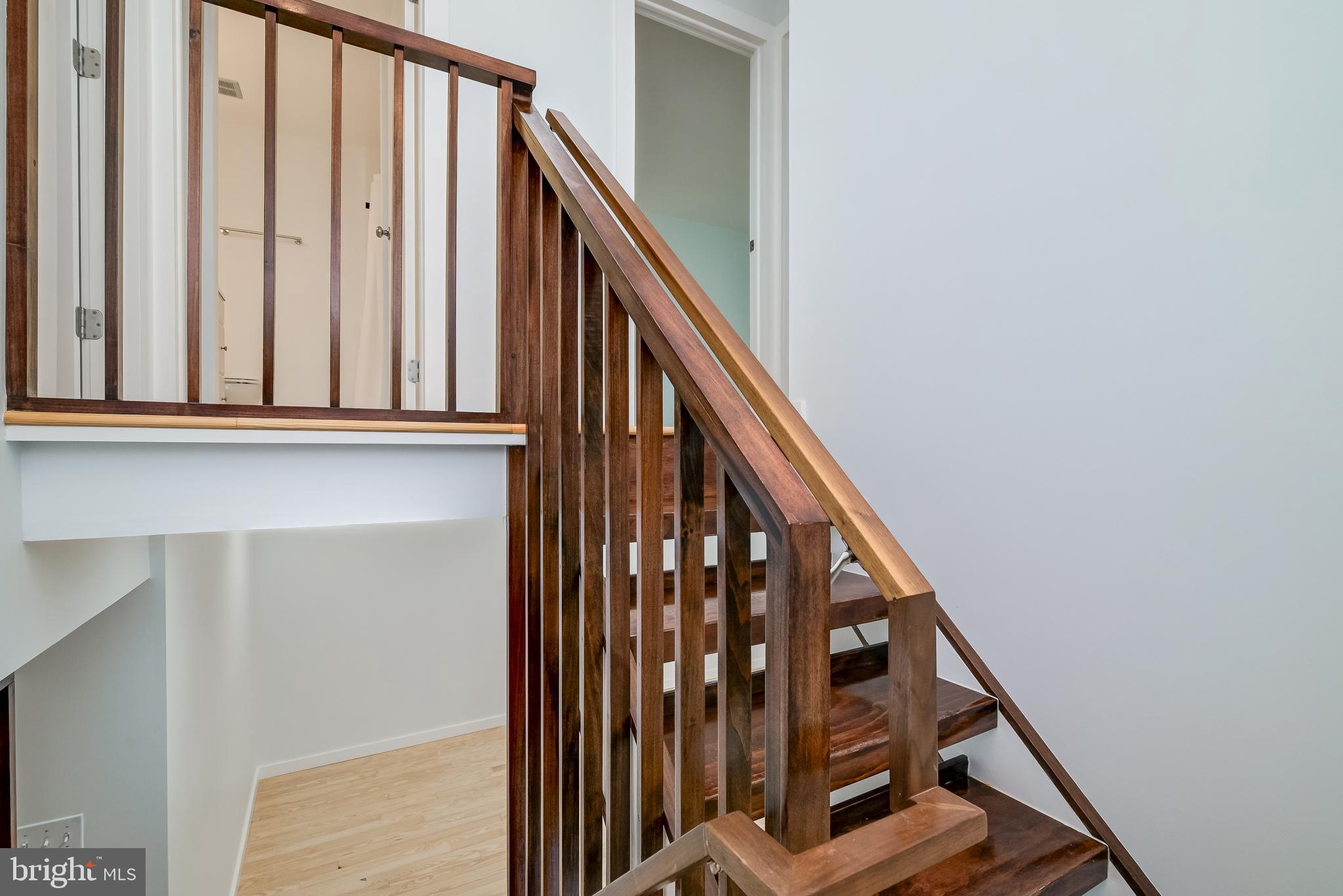 MEADOWVALE - Residential