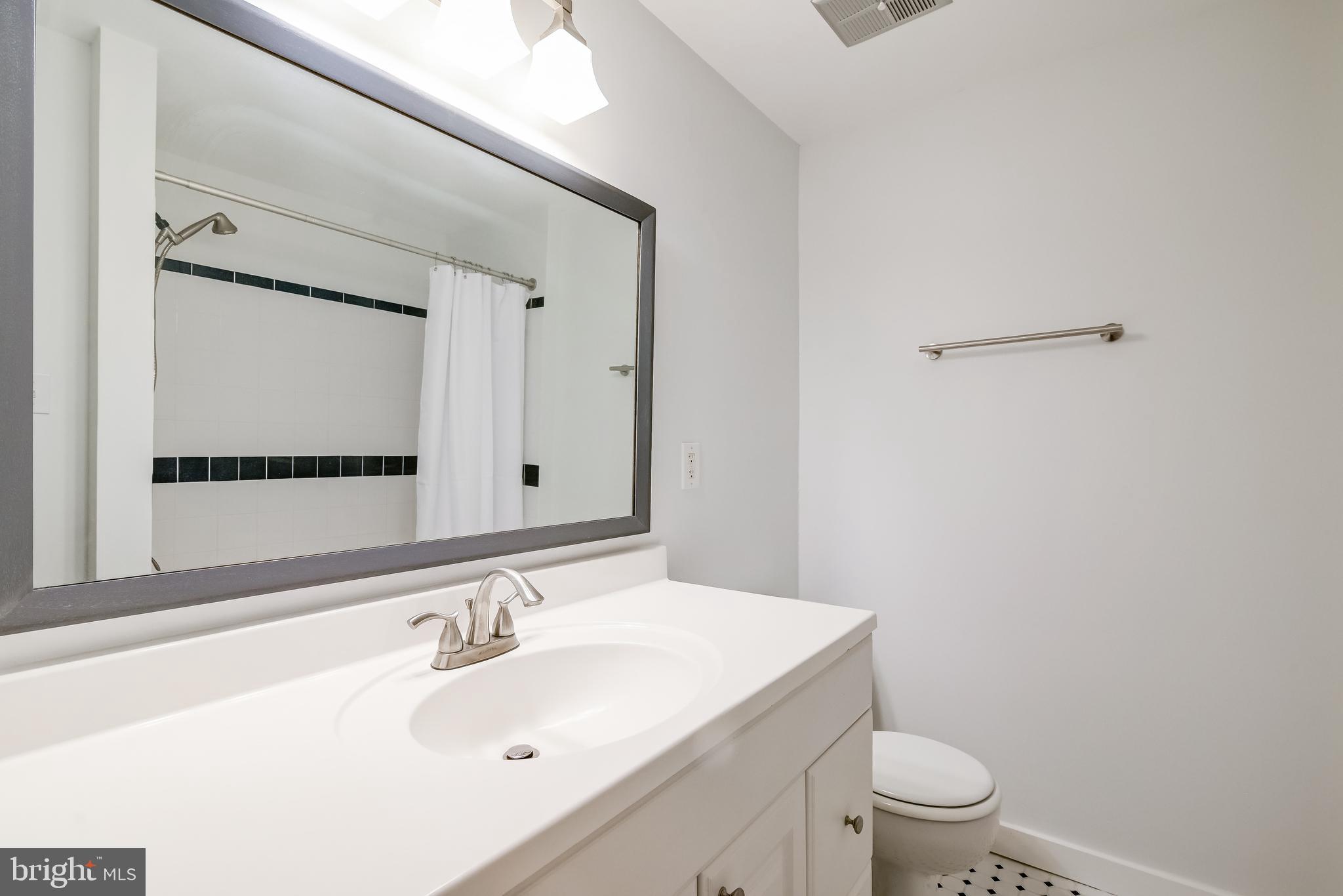 MEADOWVALE - Residential