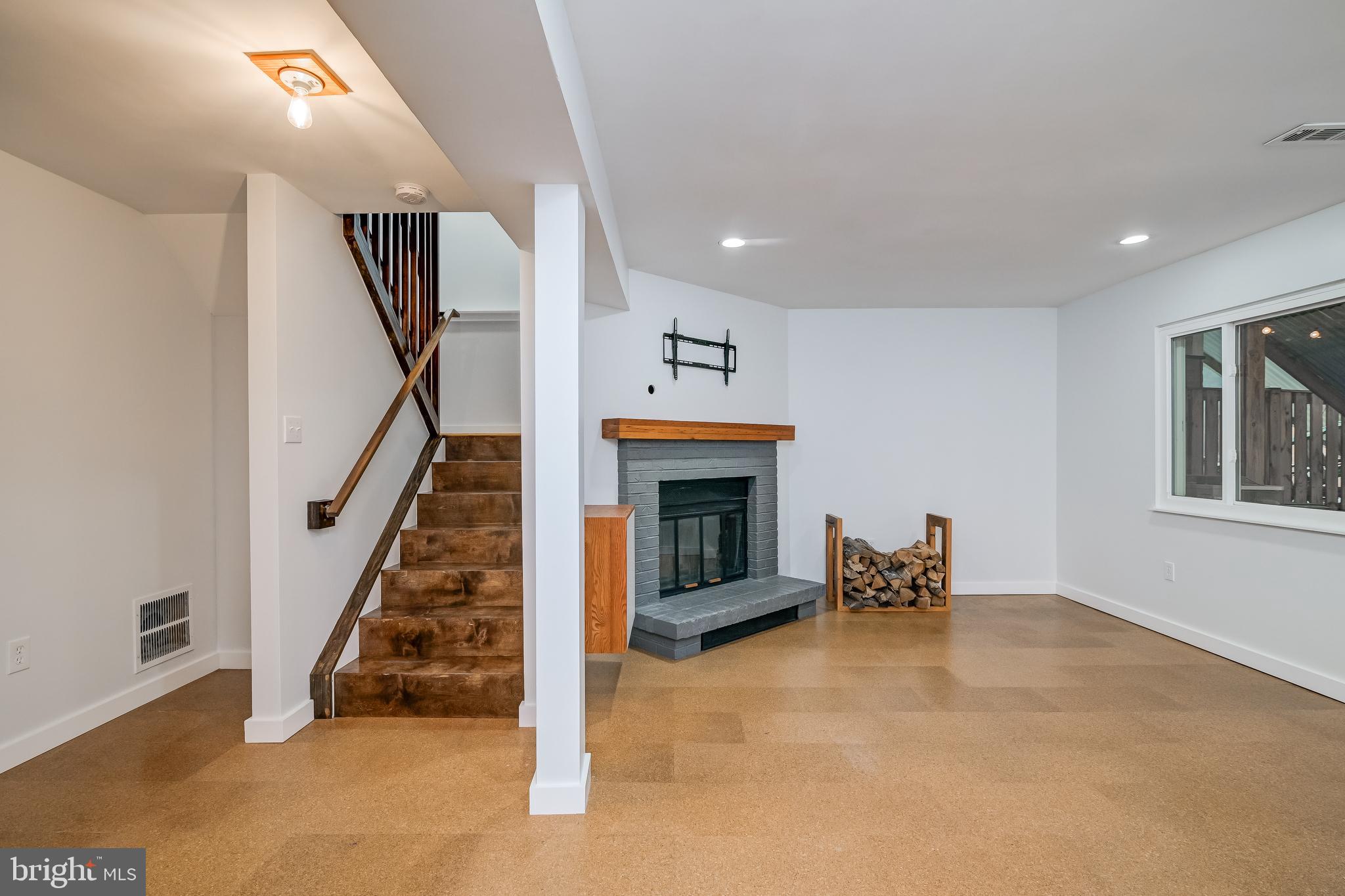 MEADOWVALE - Residential