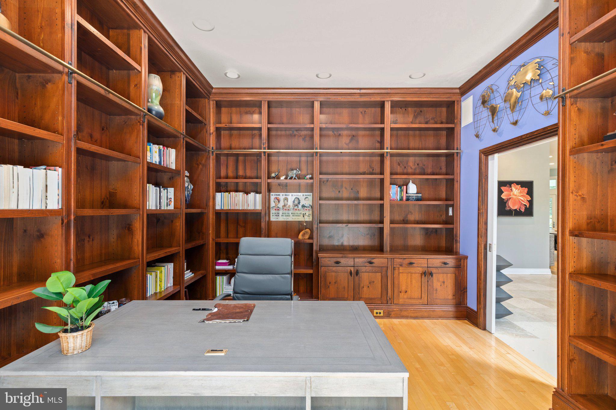 LEISURE HILL - Residential