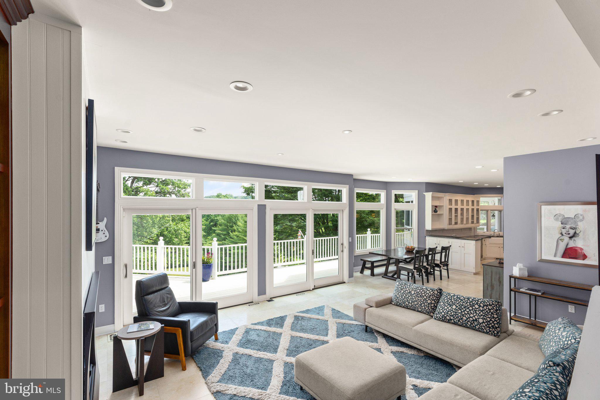 LEISURE HILL - Residential