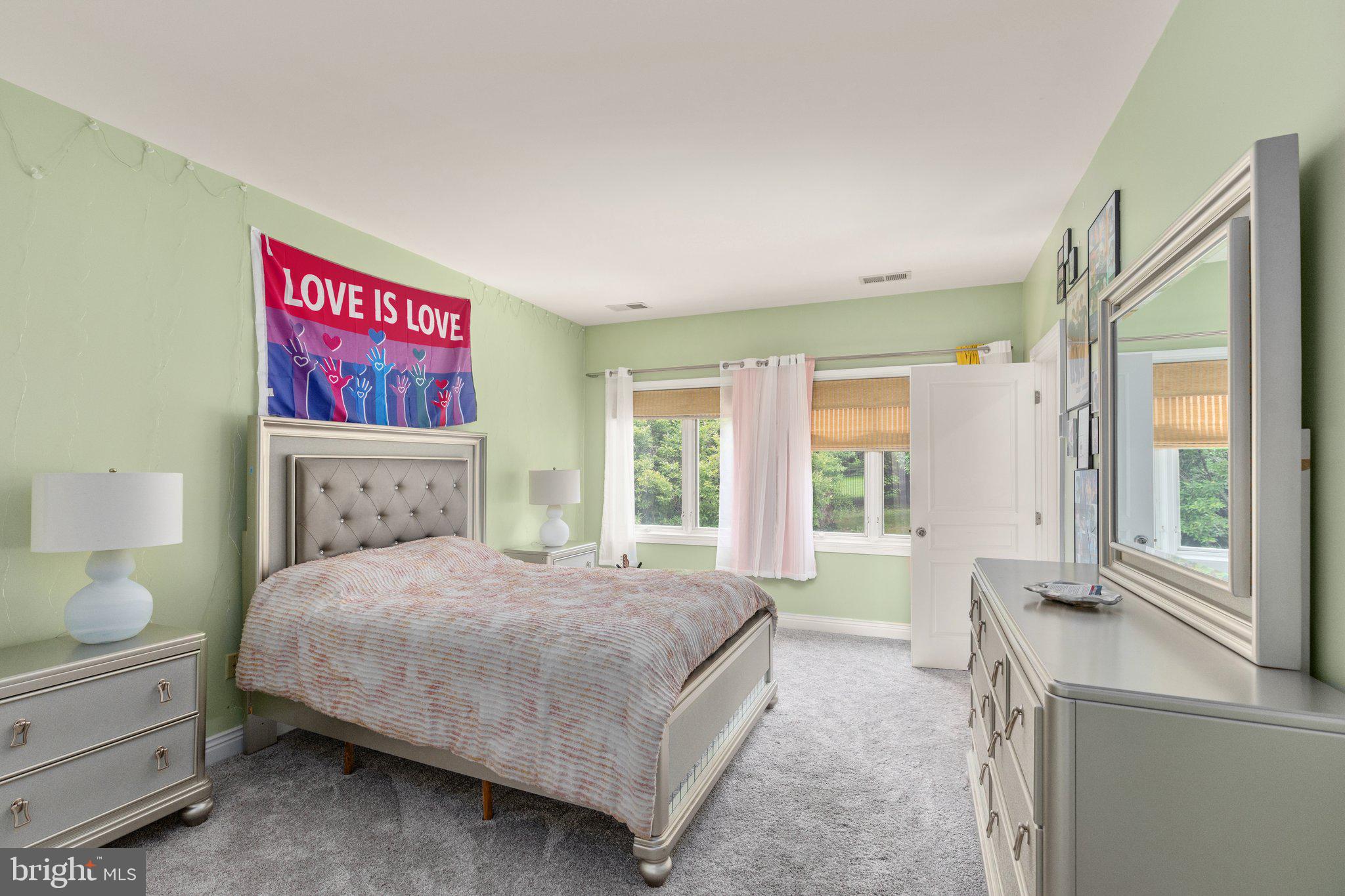 LEISURE HILL - Residential