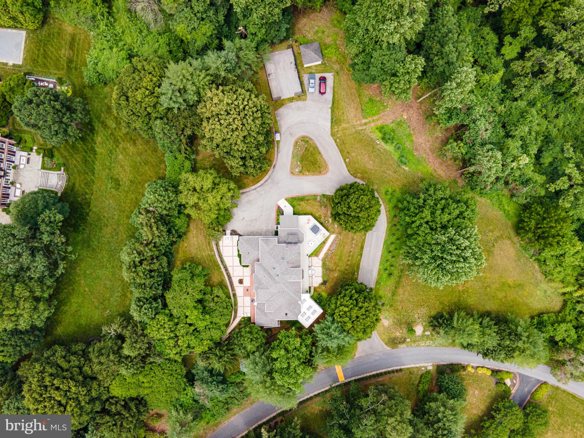 LEISURE HILL - Residential