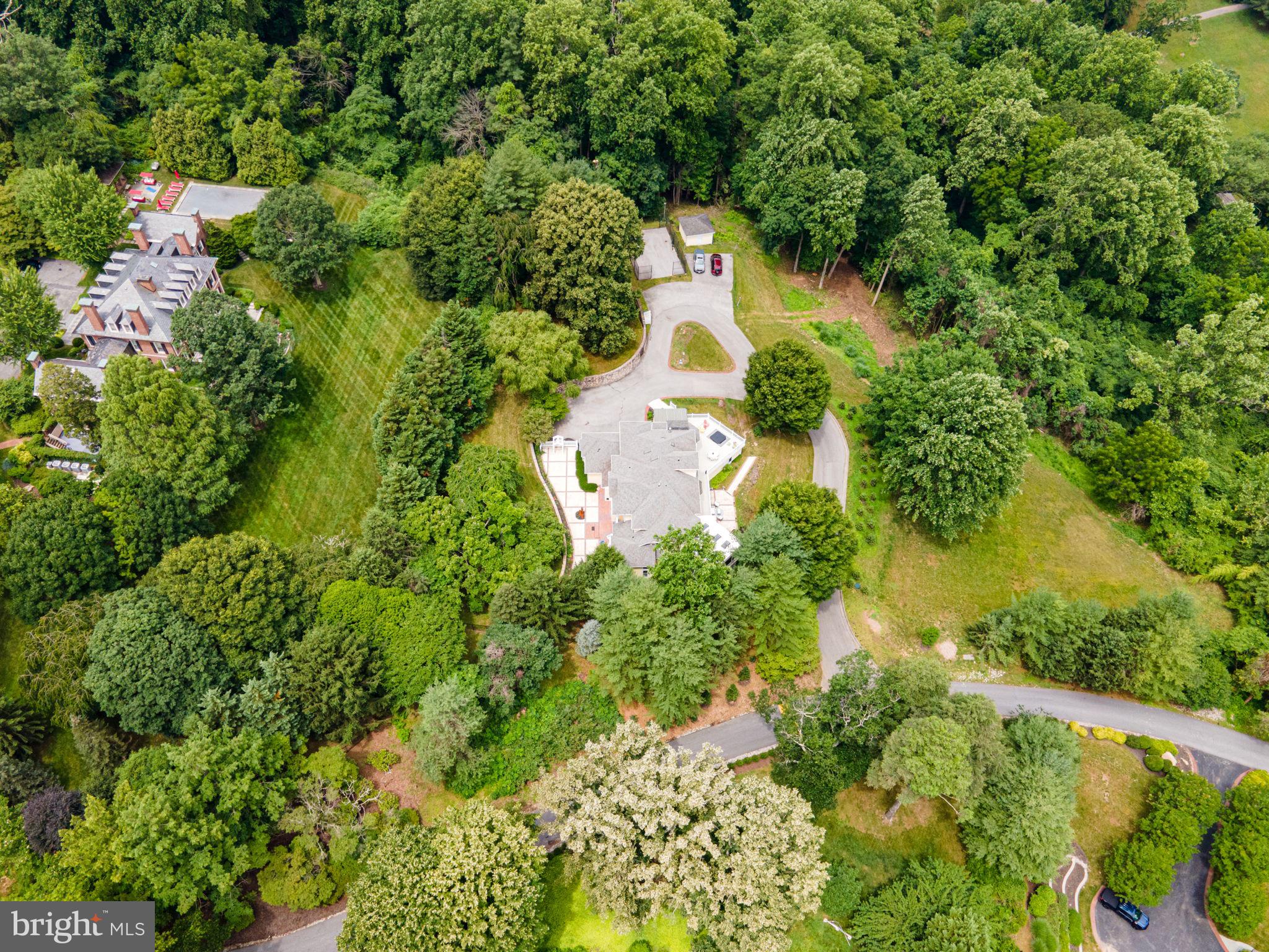 LEISURE HILL - Residential