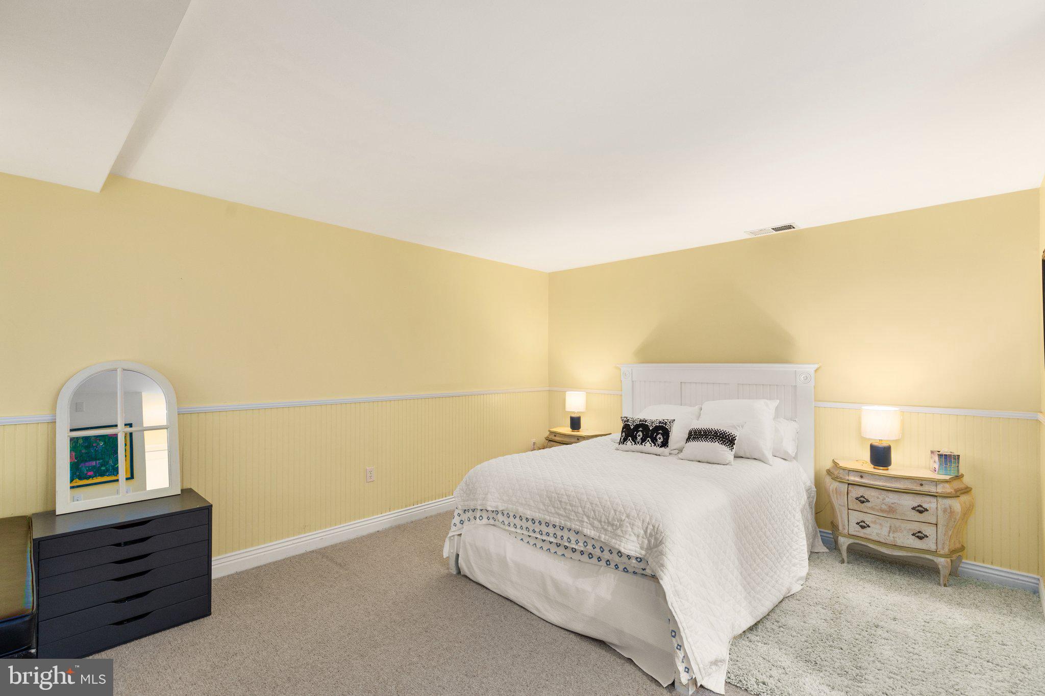 LEISURE HILL - Residential