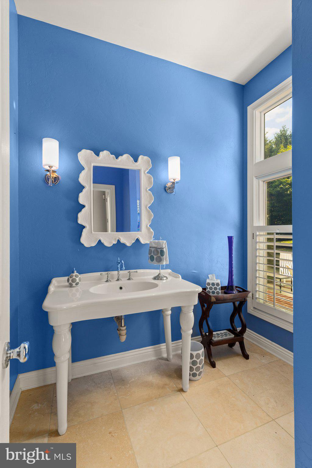 LEISURE HILL - Residential