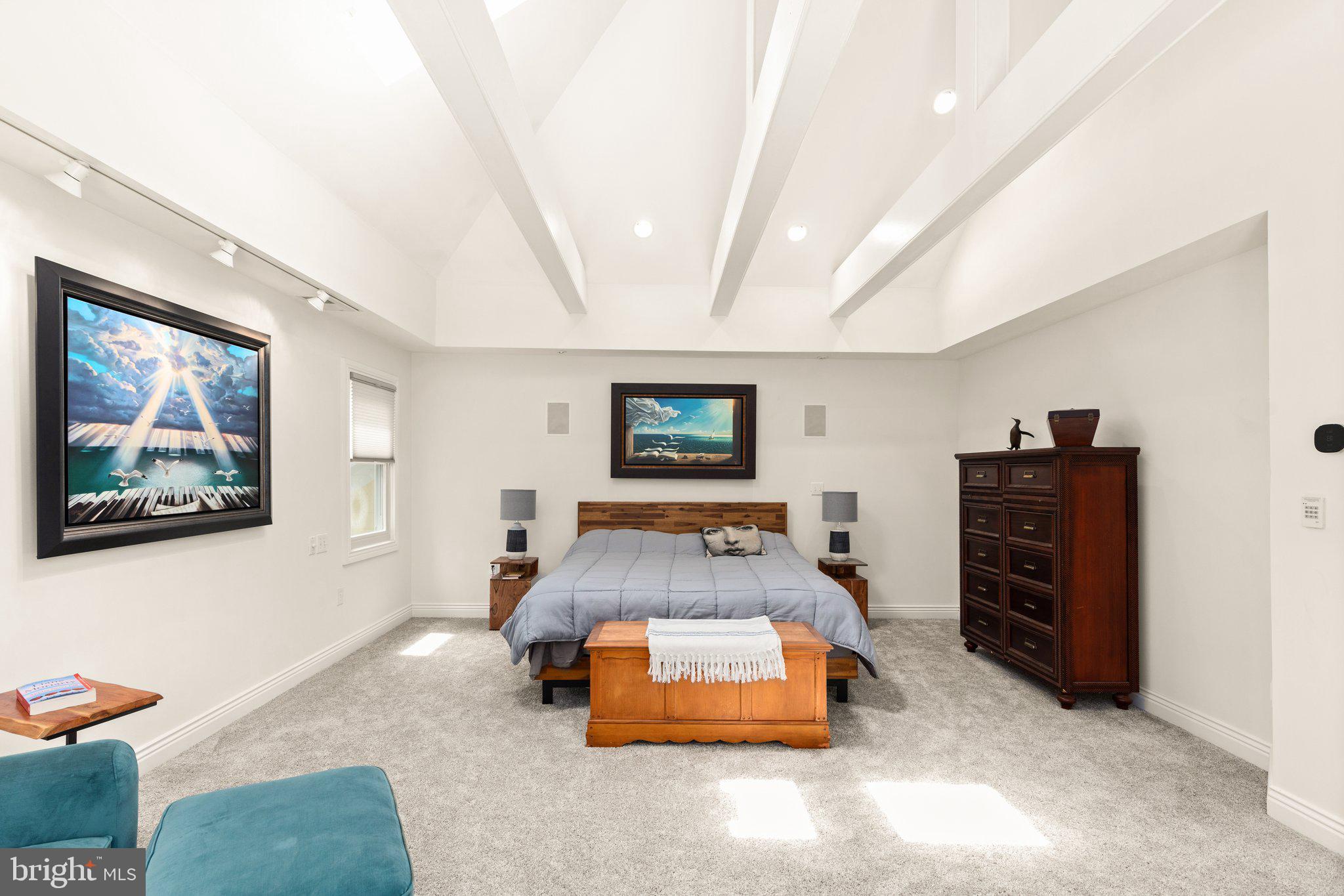 LEISURE HILL - Residential