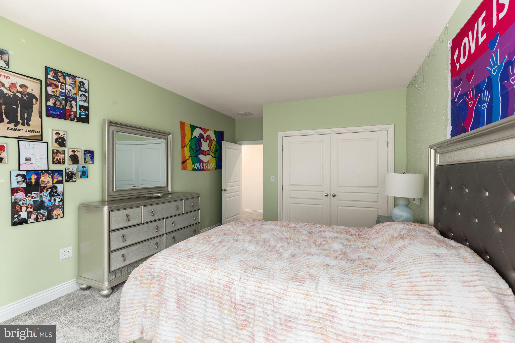 LEISURE HILL - Residential