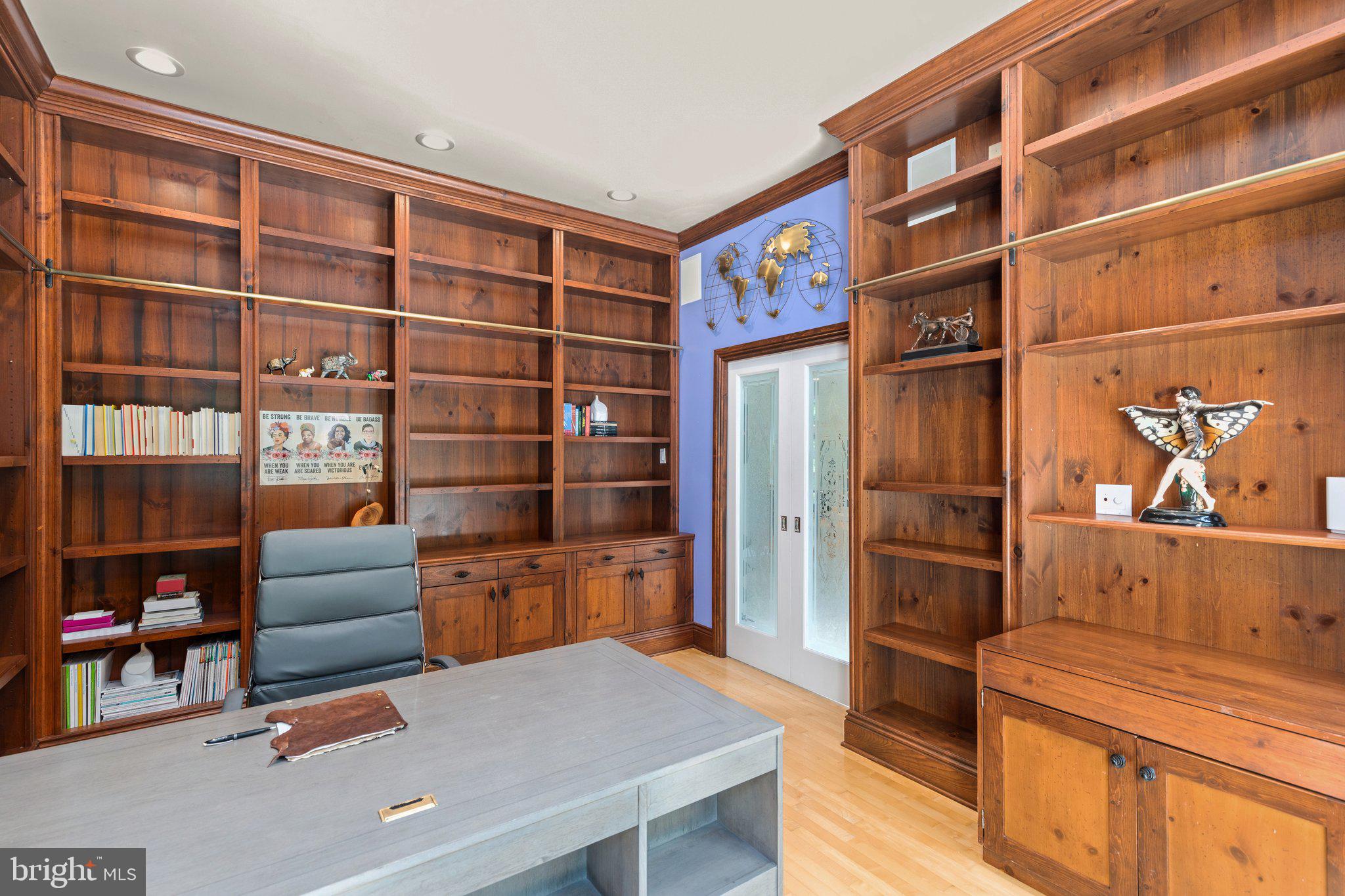 LEISURE HILL - Residential