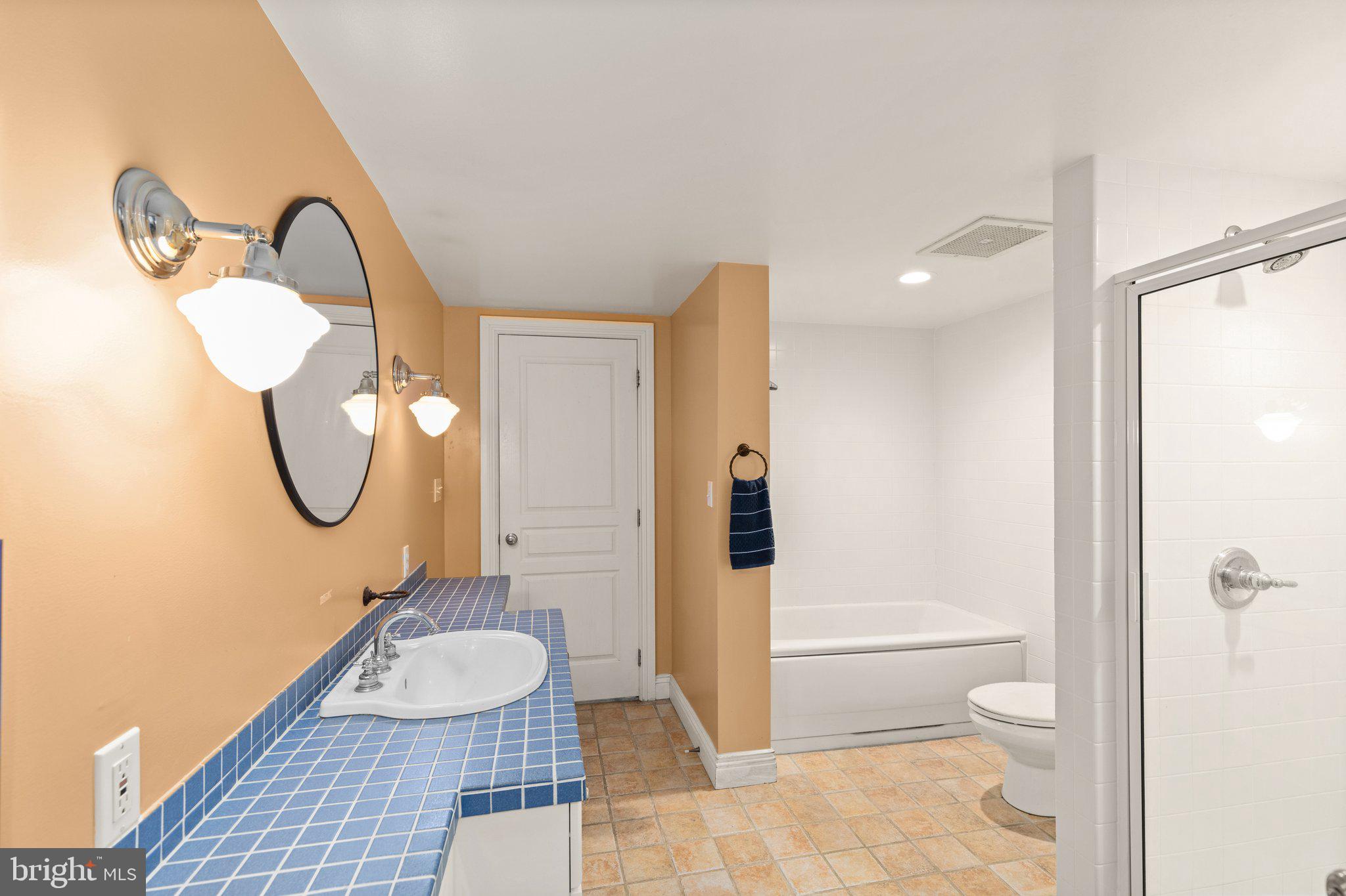 LEISURE HILL - Residential