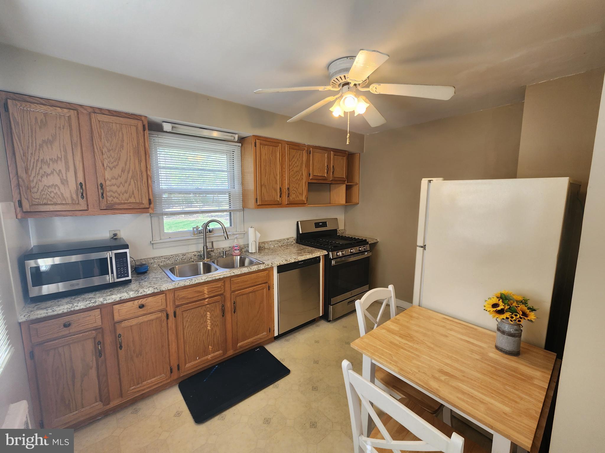 2008 N SHERMAN STREET