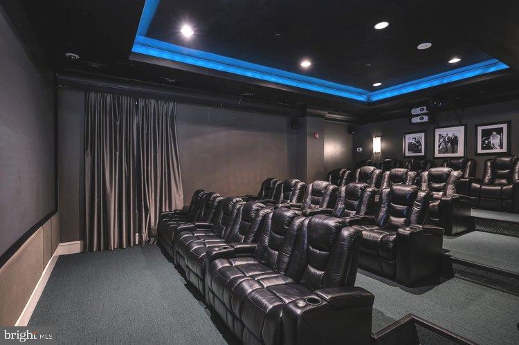 CONTINENTAL - Residential Lease