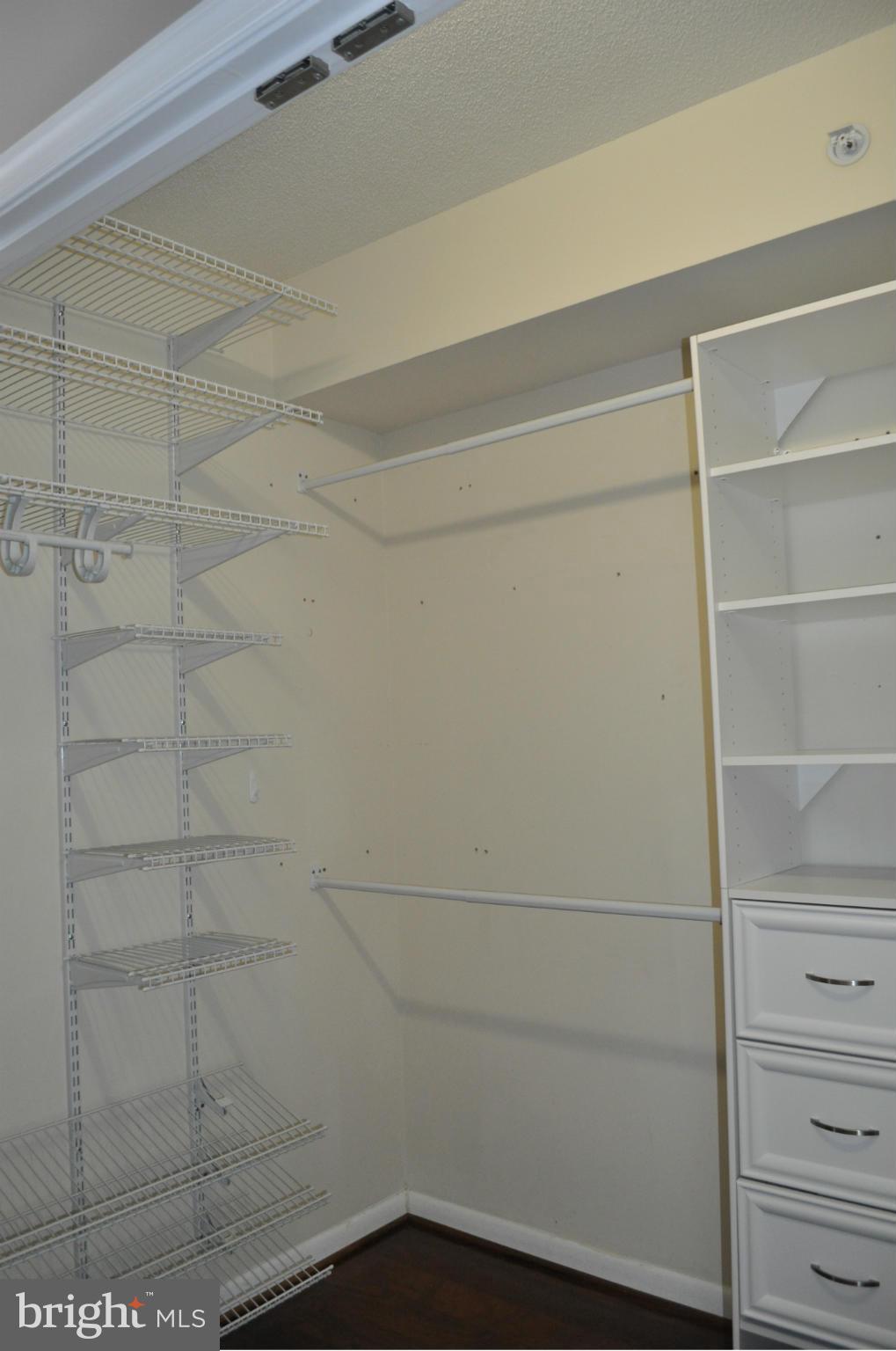 CONTINENTAL - Residential Lease