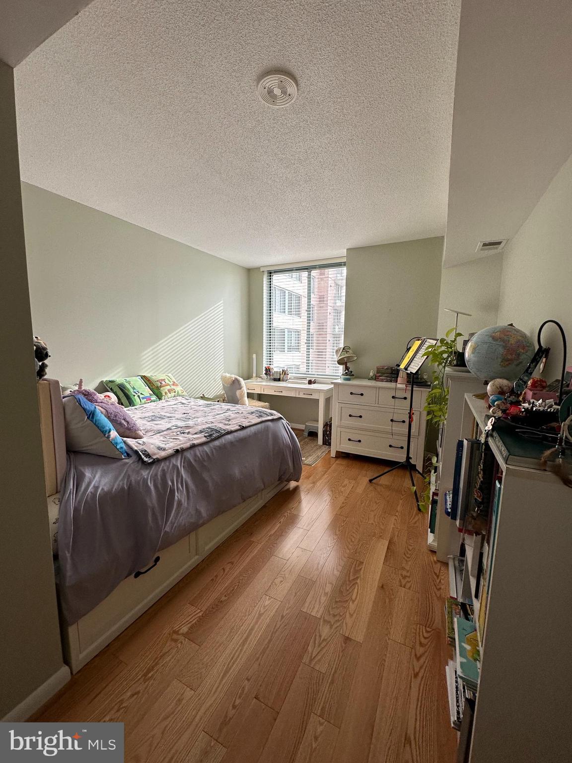 CONTINENTAL - Residential Lease