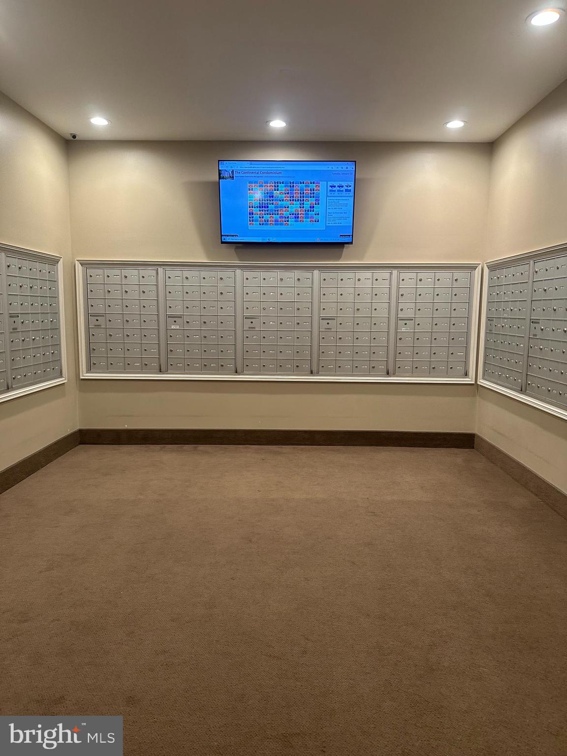 CONTINENTAL - Residential Lease