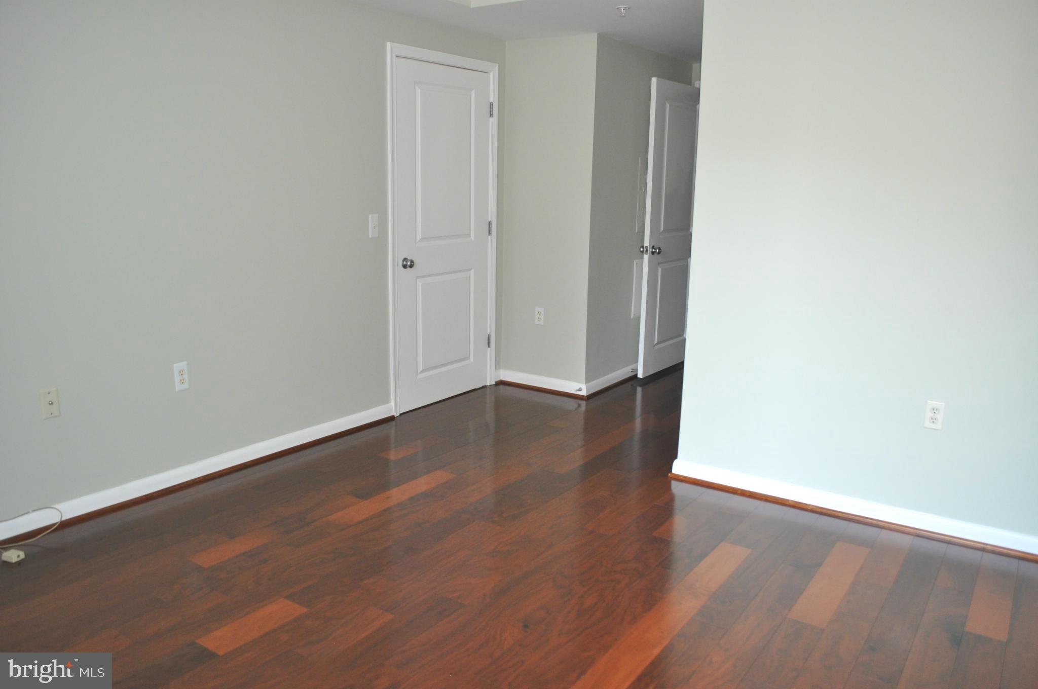 CONTINENTAL - Residential Lease