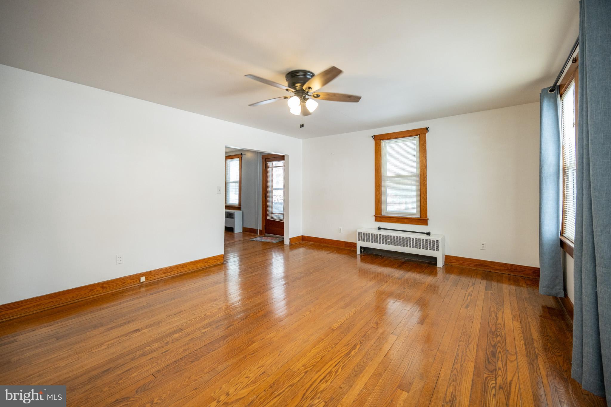 LOCH LYNN - Residential