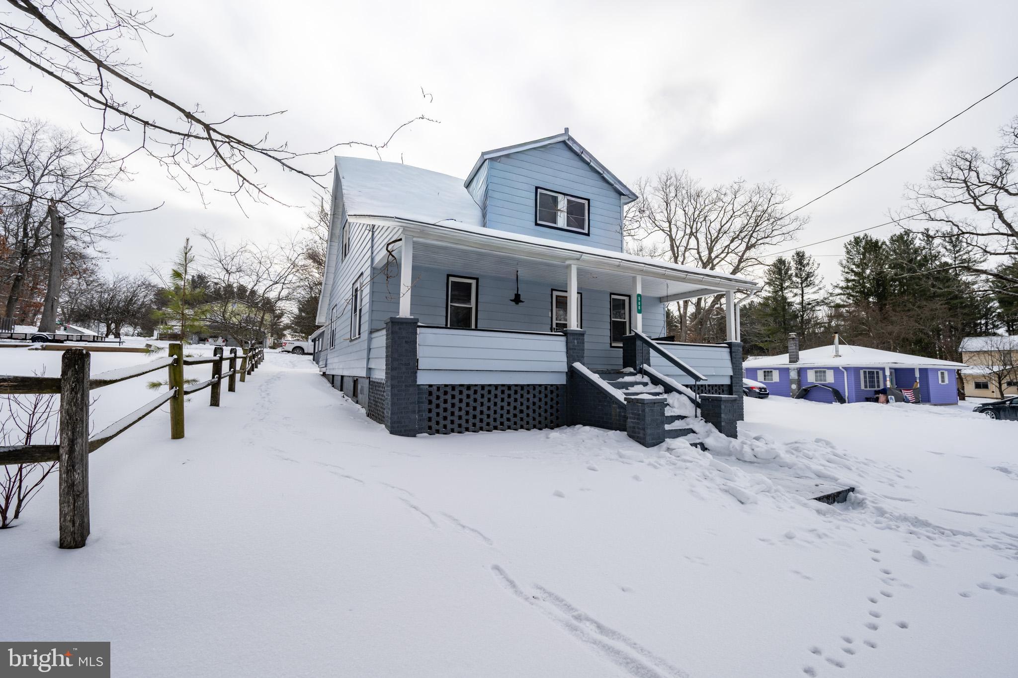 LOCH LYNN - Residential