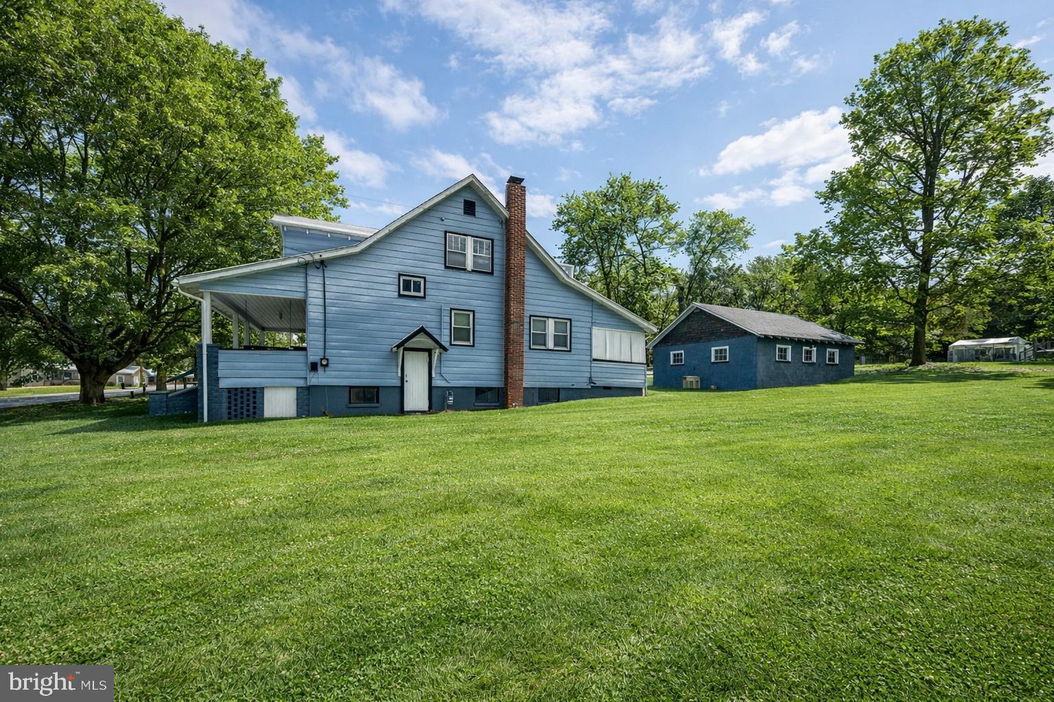 LOCH LYNN - Residential