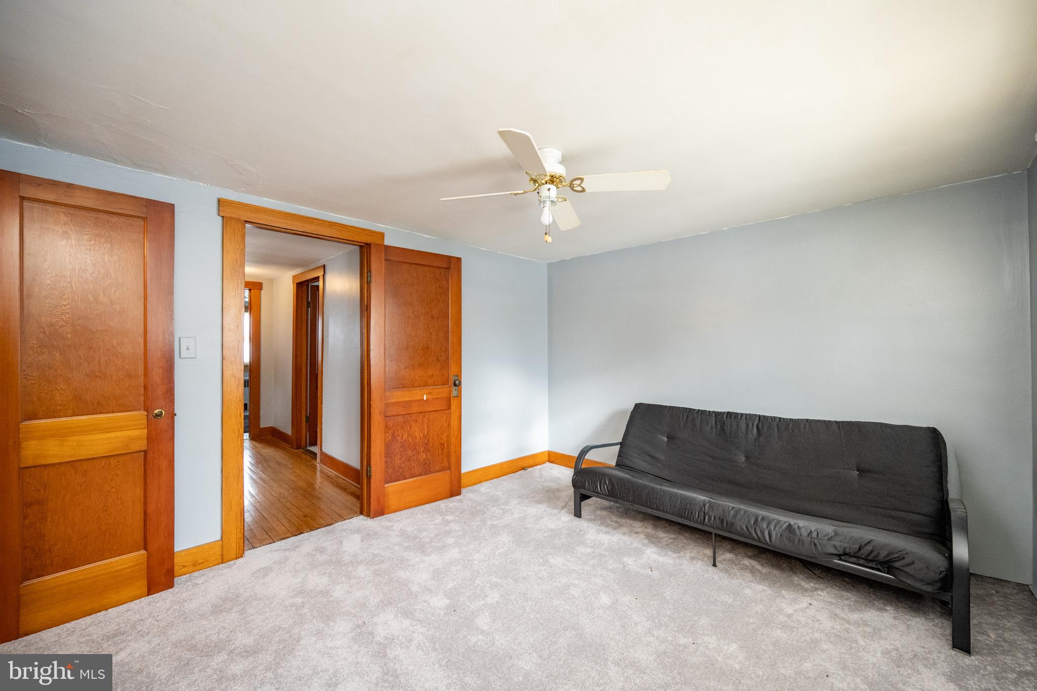 LOCH LYNN - Residential