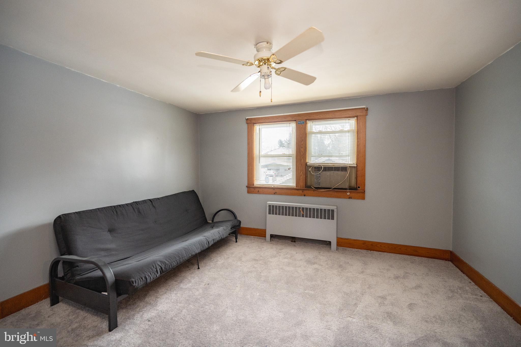 LOCH LYNN - Residential