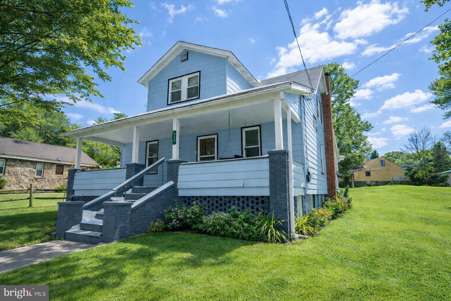 LOCH LYNN - Residential