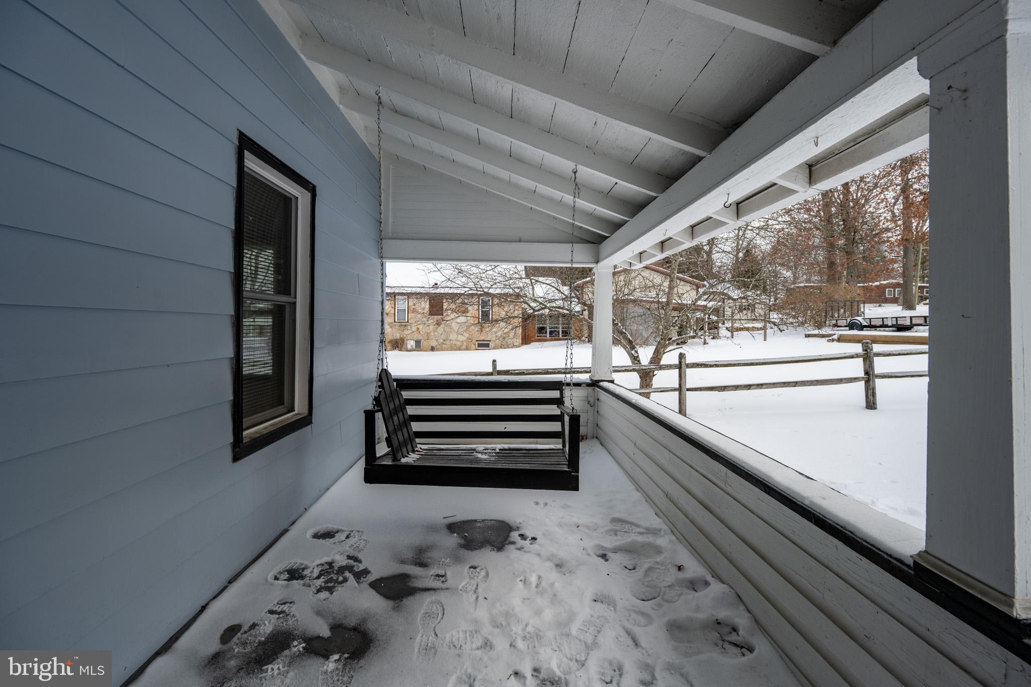 LOCH LYNN - Residential