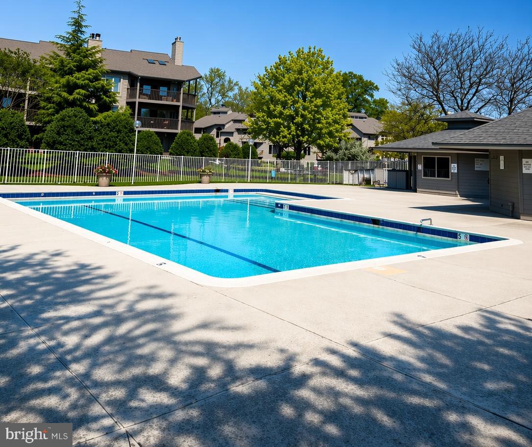 CHESAPEAKE HARBOUR - Residential