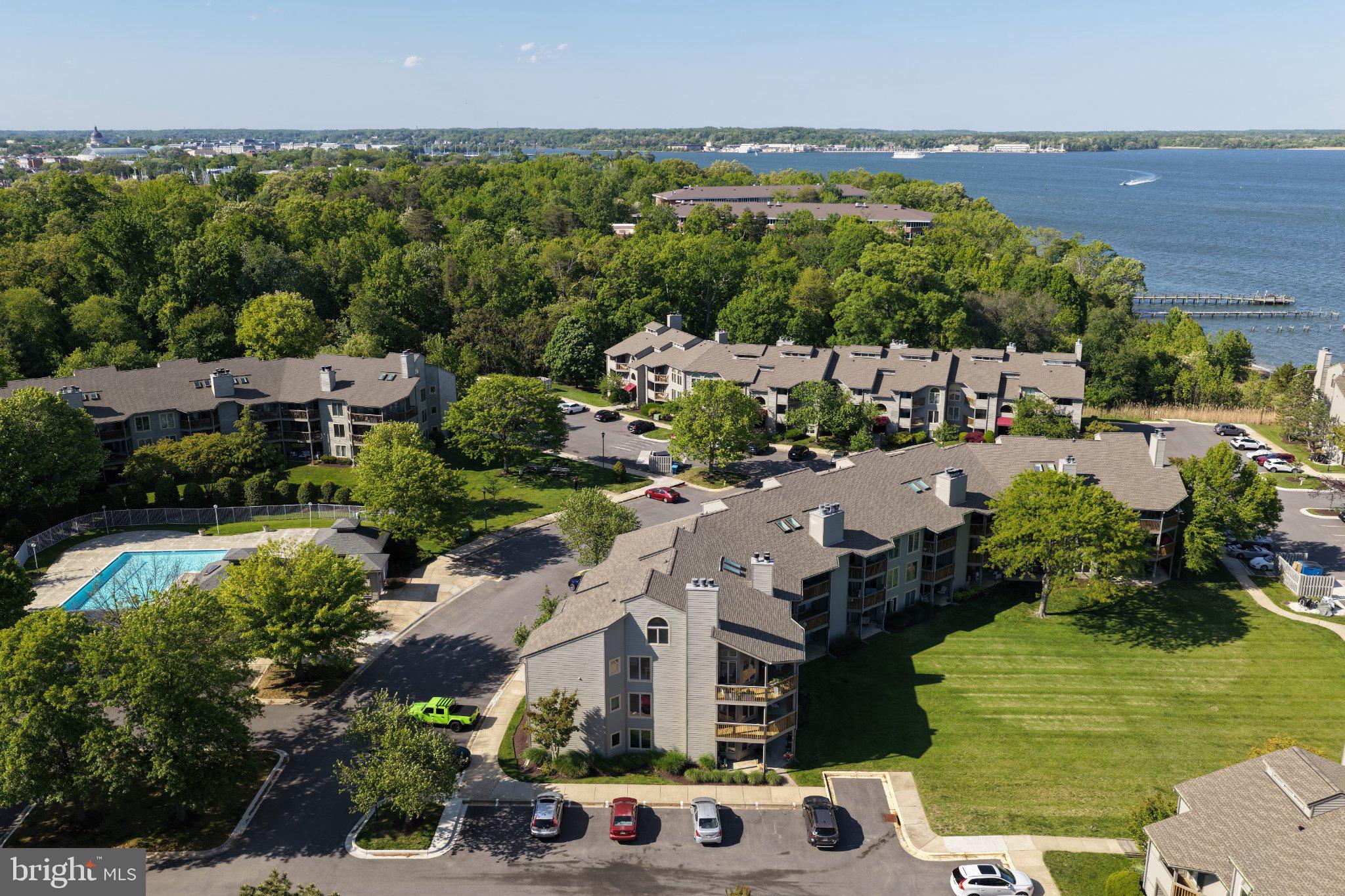 CHESAPEAKE HARBOUR - Residential