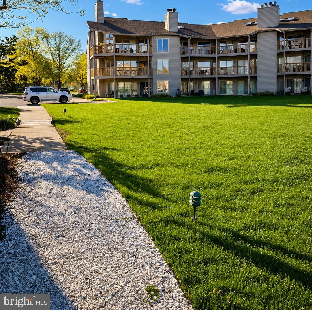 CHESAPEAKE HARBOUR - Residential