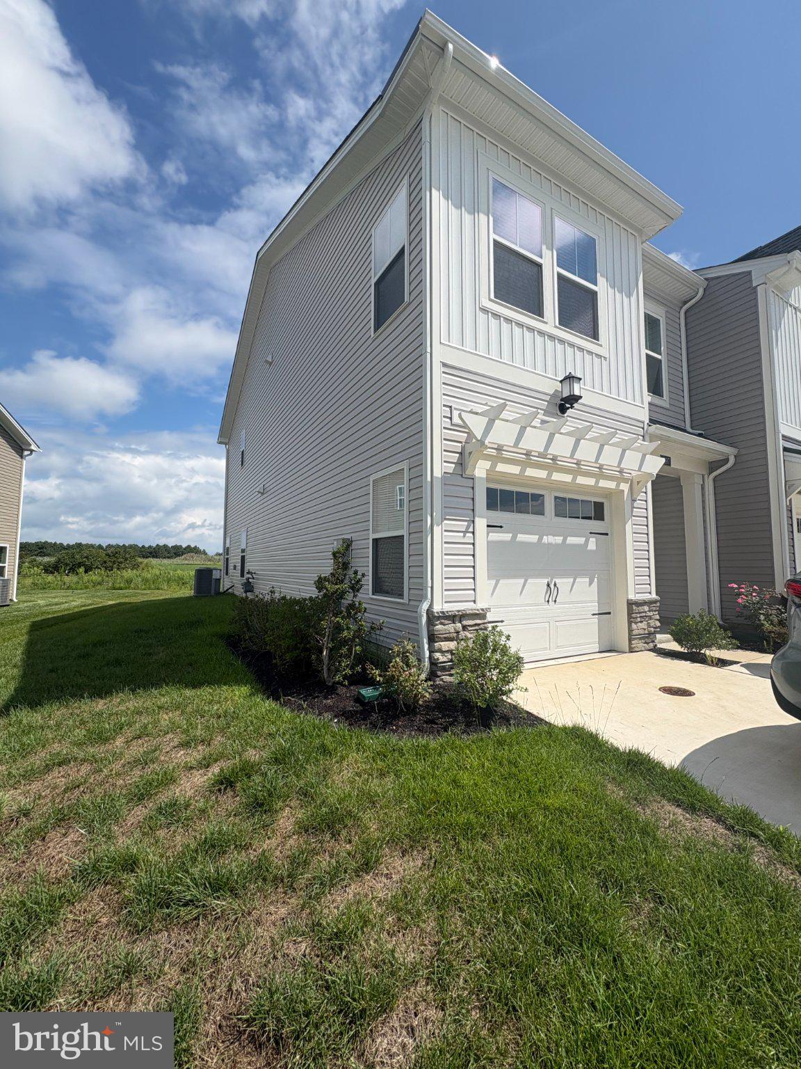 2197 WINTERBERRY LANE