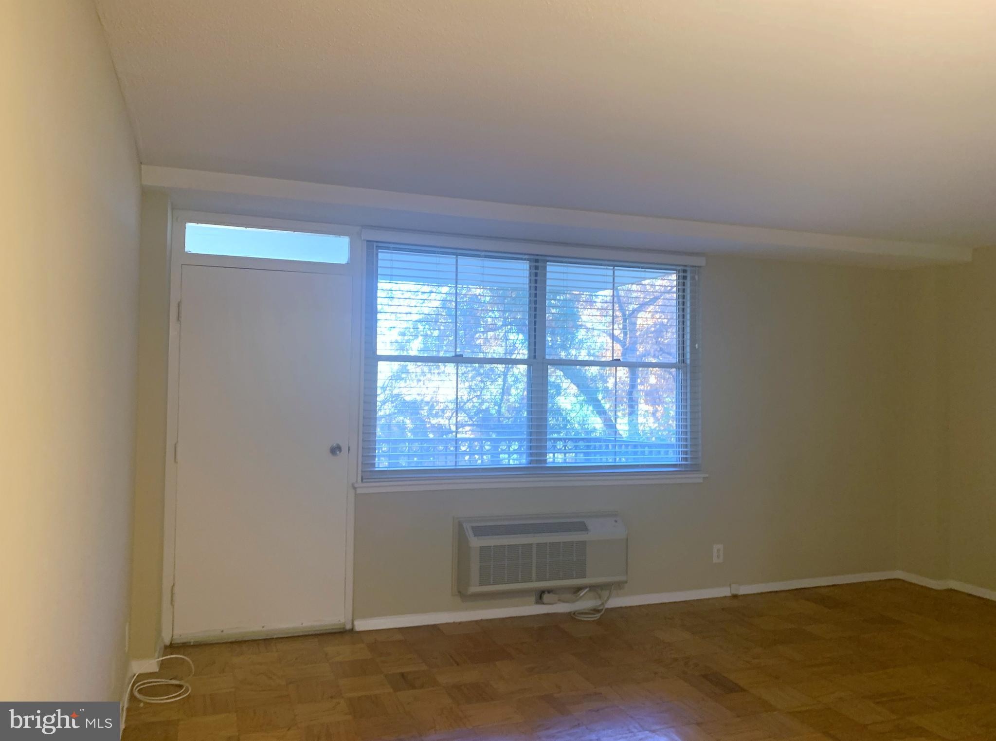 CIRCLE CONDOMINIUMS - Residential Lease