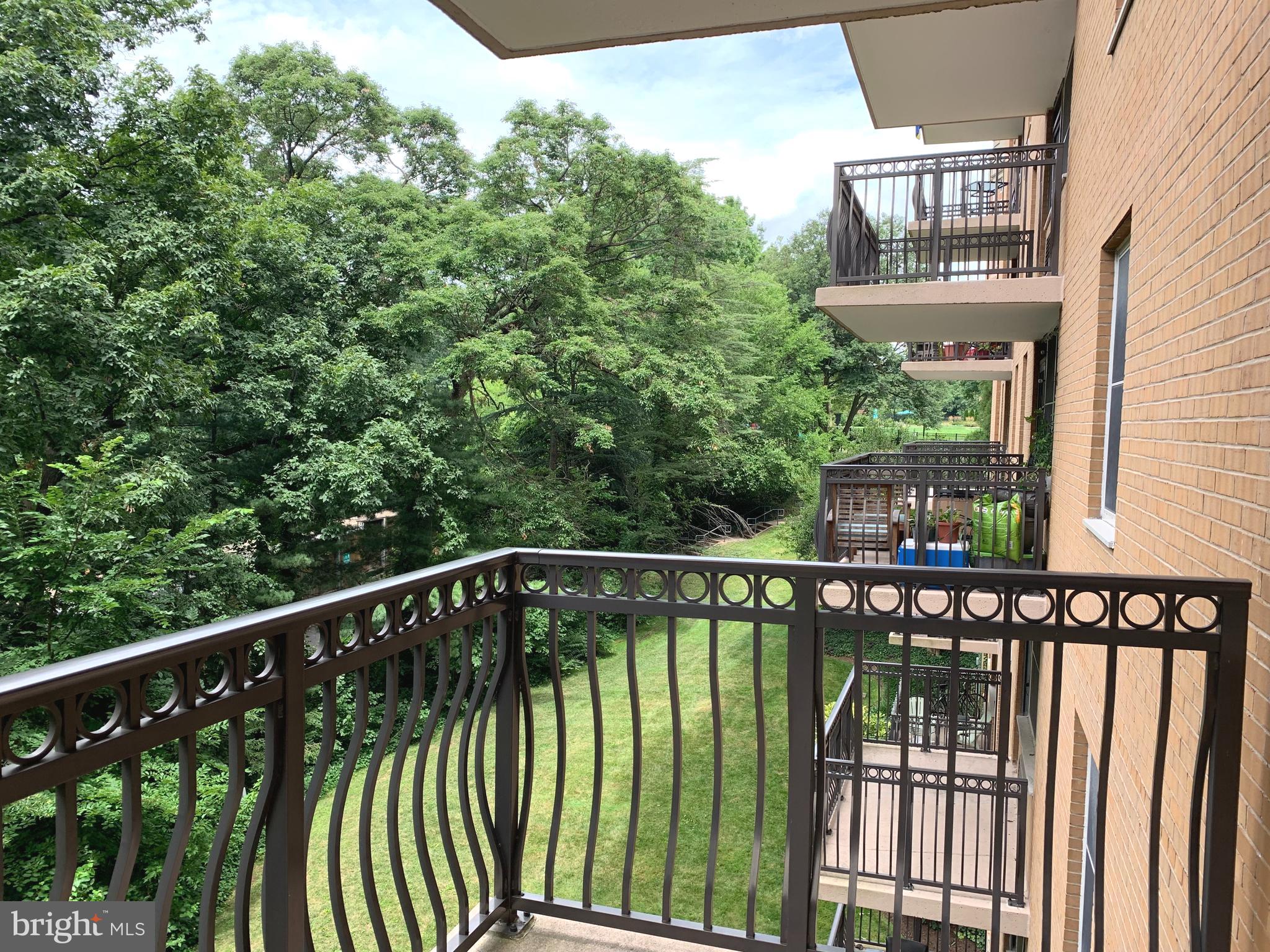 CIRCLE CONDOMINIUMS - Residential Lease