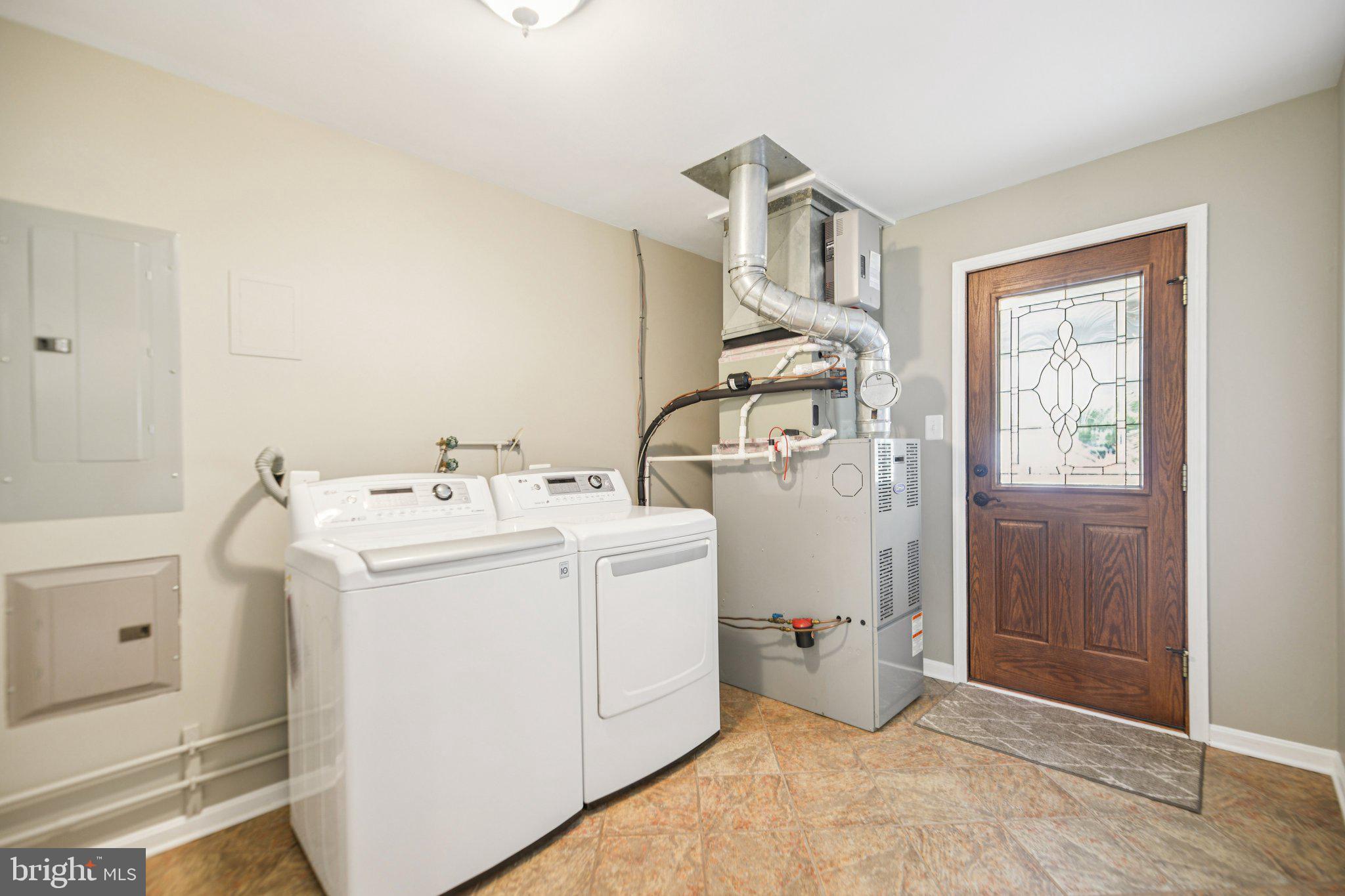 CAVALIER COUNTRY - Residential