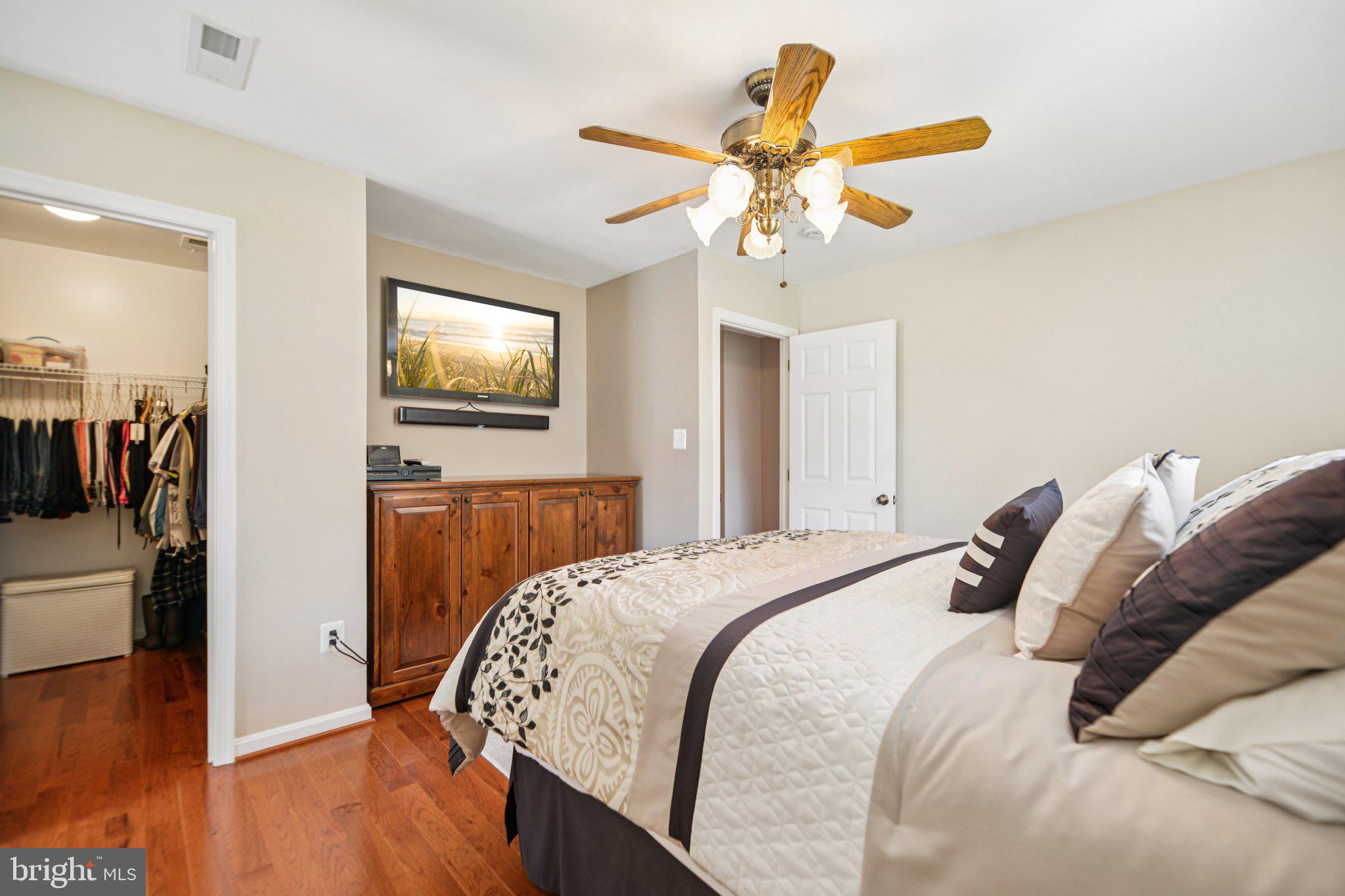 CAVALIER COUNTRY - Residential