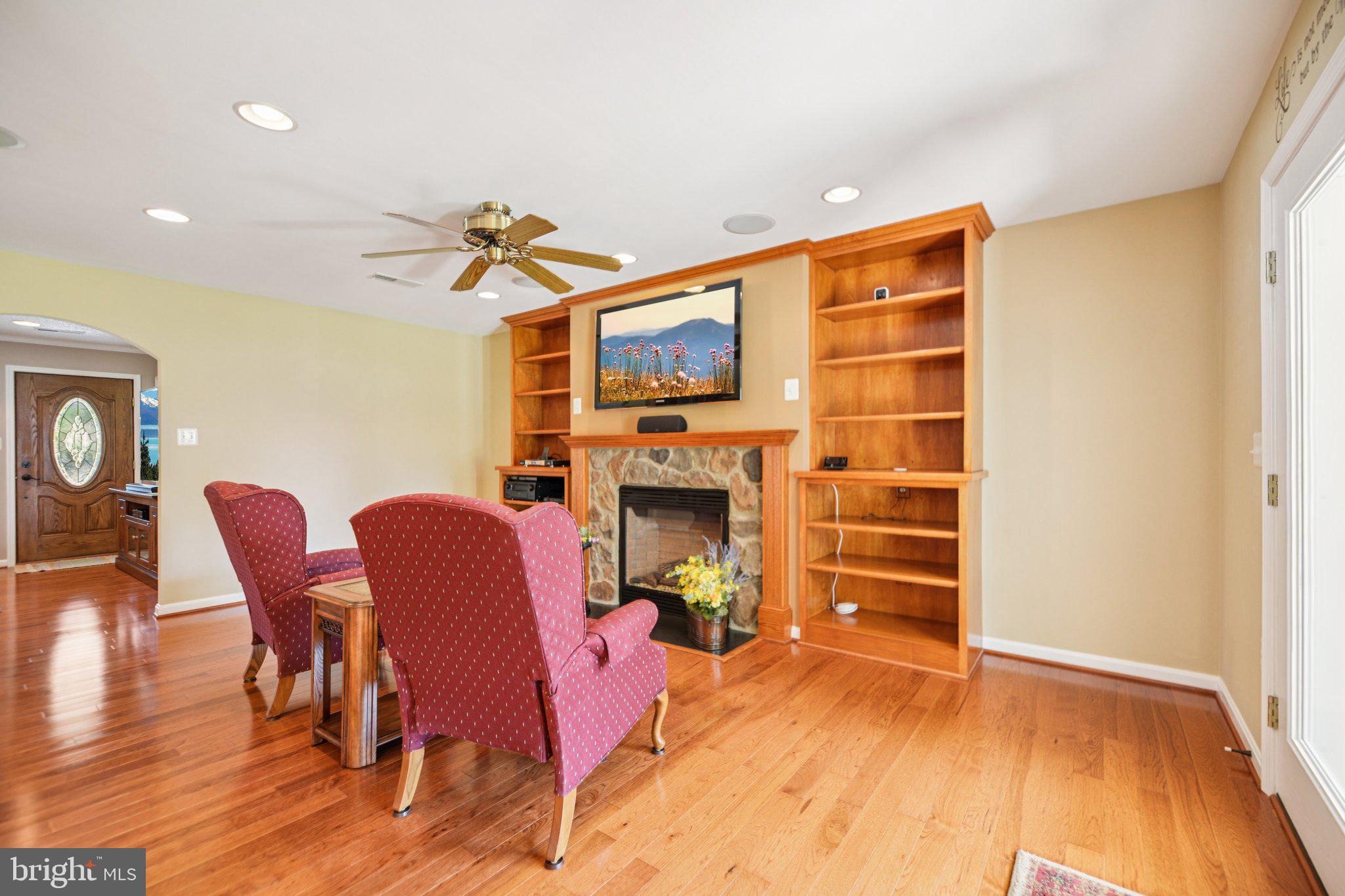 CAVALIER COUNTRY - Residential