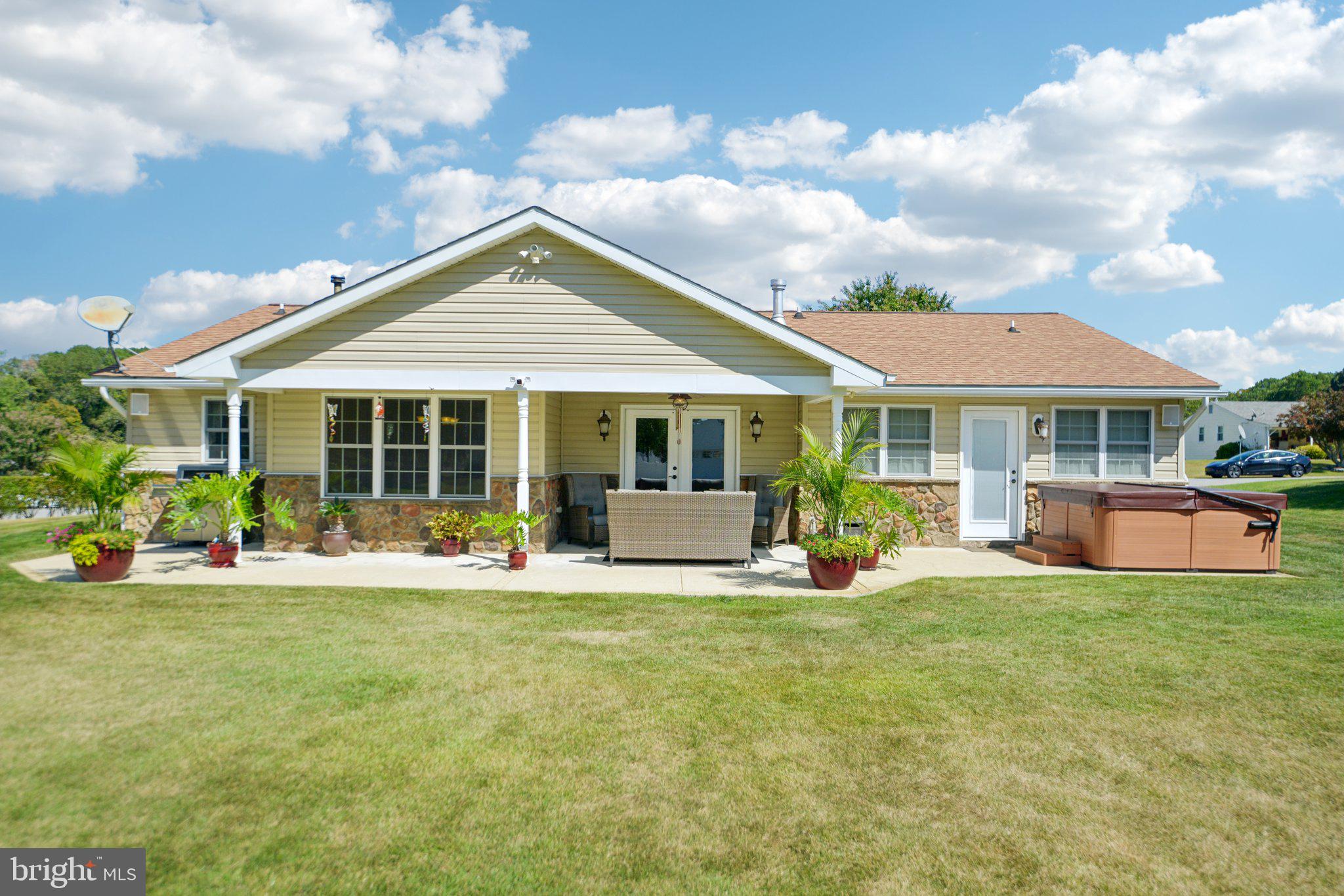 CAVALIER COUNTRY - Residential