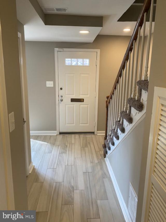 KENWOOD FOREST - Residential Lease