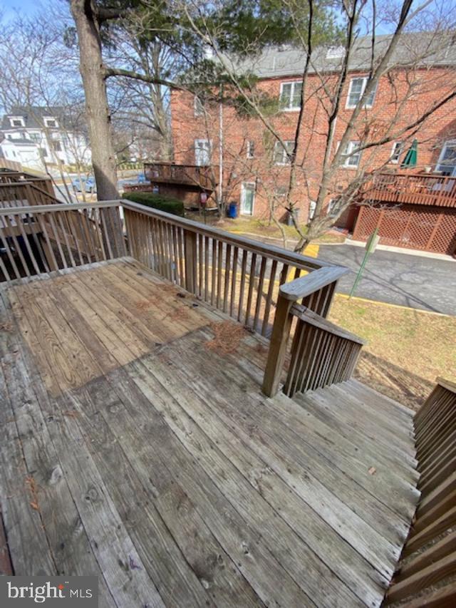 KENWOOD FOREST - Residential Lease