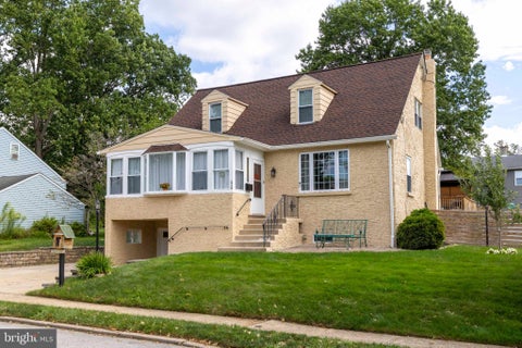 Homes For Sale - 719 Maple Avenue<br/> GLENSIDE, PA 19038