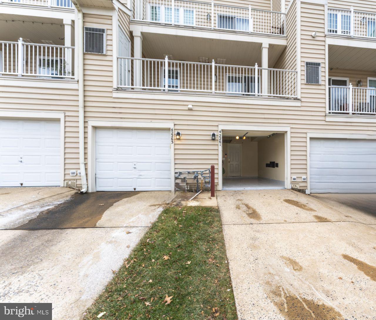 AMBER SPRING CONDOMINIUMS - Residential