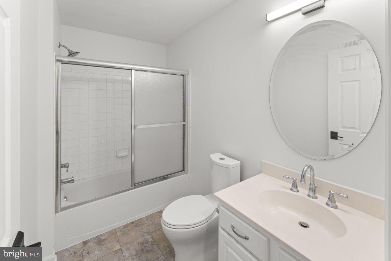 AMBER SPRING CONDOMINIUMS - Residential