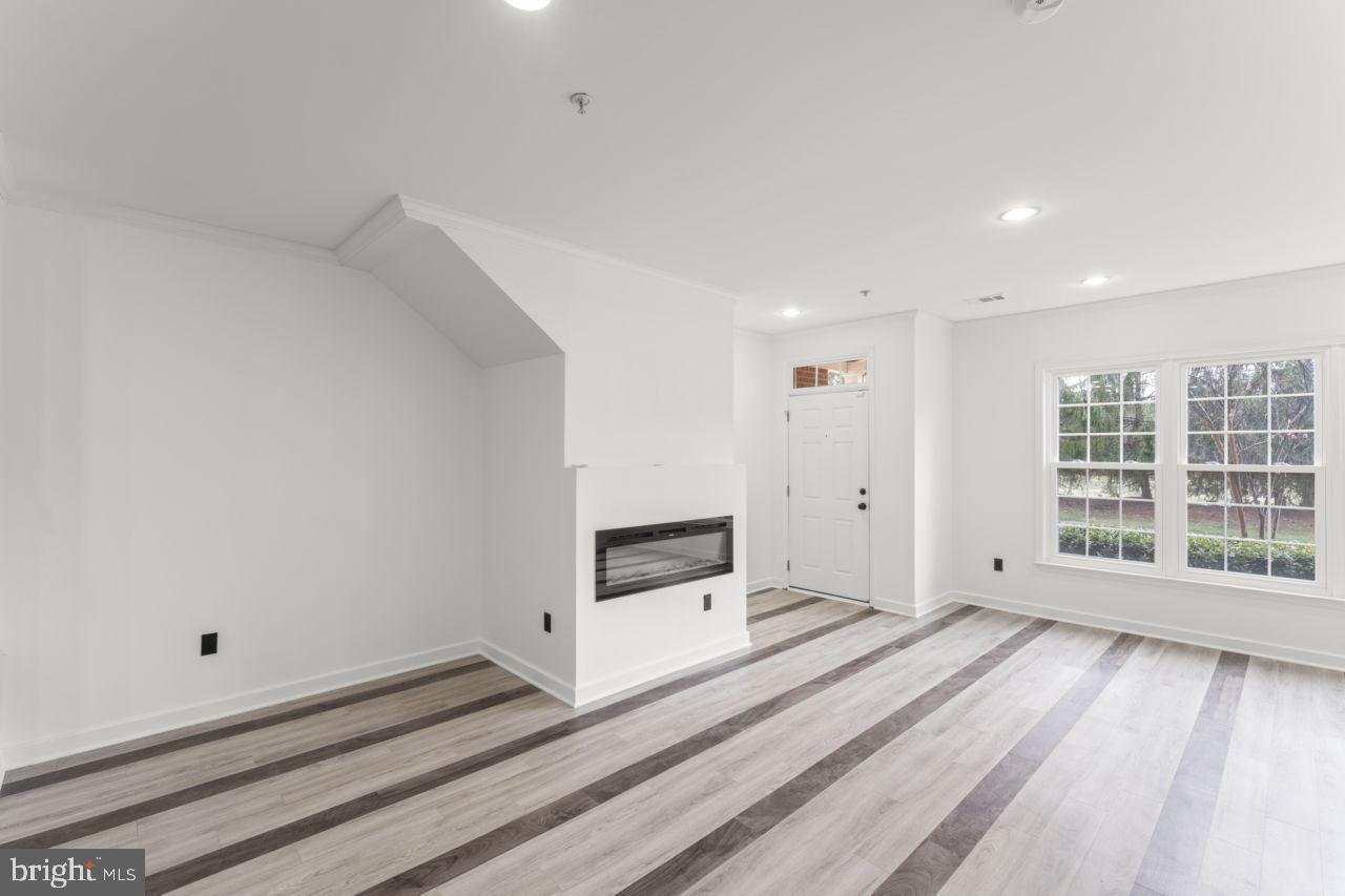 AMBER SPRING CONDOMINIUMS - Residential