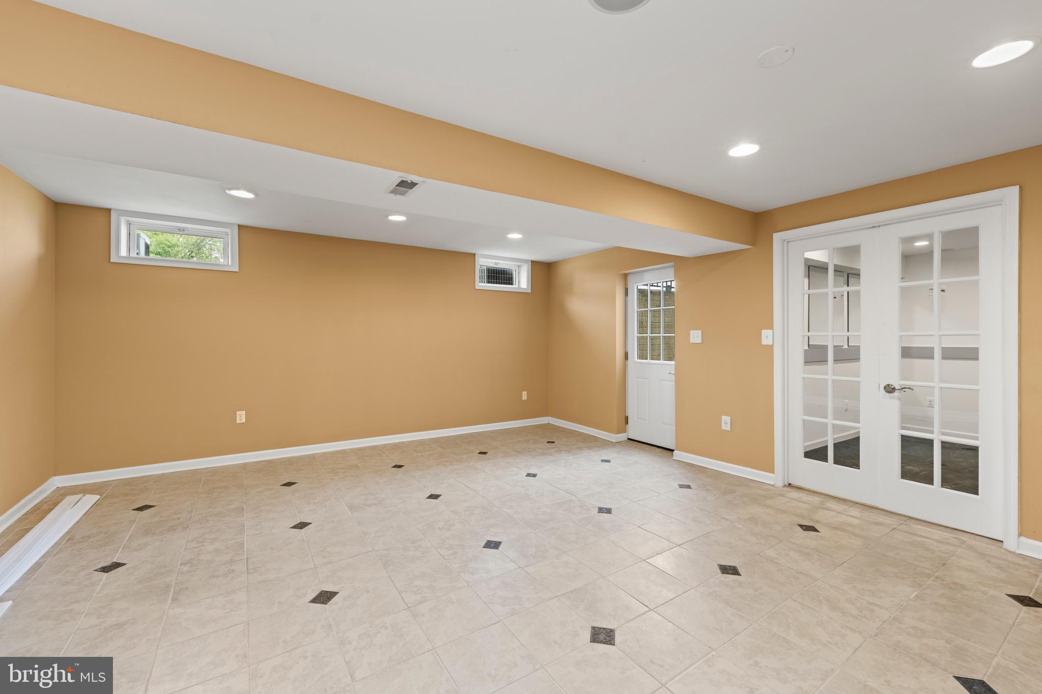 GOOSE POND ESTATES - Residential