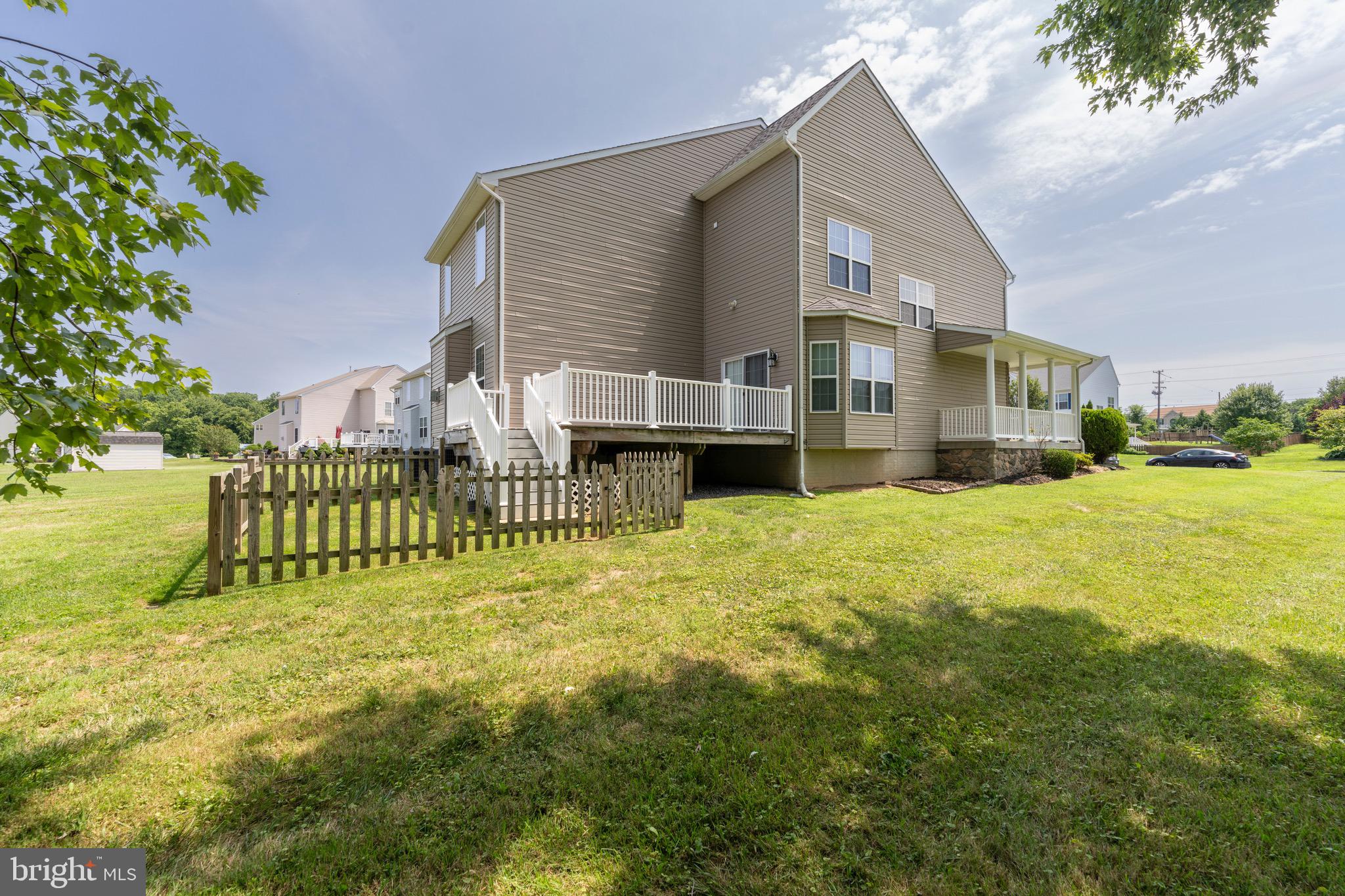 GOOSE POND ESTATES - Residential