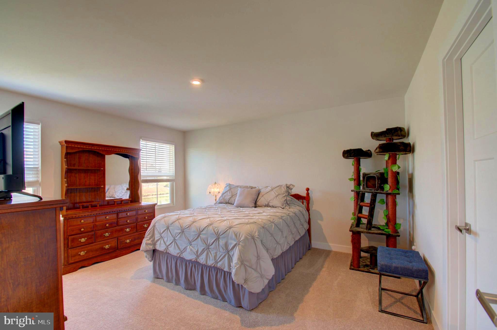 ARCADIA SPRINGS - Residential